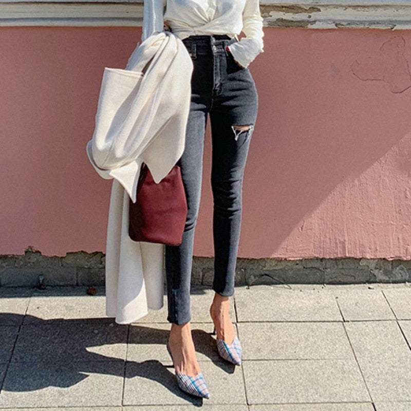 Mozuleva 2019 Winter Two Buttons Women Ripped Trousers High Waist Slim Pencil Jeans Female Denim Jeans Stretch Long Pants