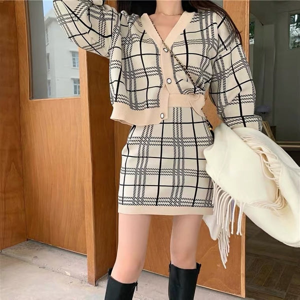 Korean ins spring new V-neck plaid short knit sweater with hip skirt two-piece female